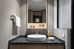 Cross-Hotel-Kyoto-Deluxe-Twin-King-Plus