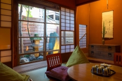 Hisago-Uma-Interior2